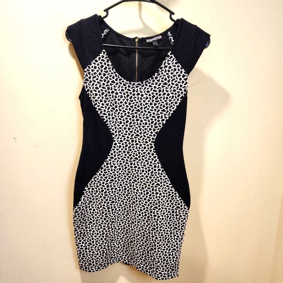 EXPRESS women's Black and White Sleevesless Minidress size 4 - Picture 1 of 10